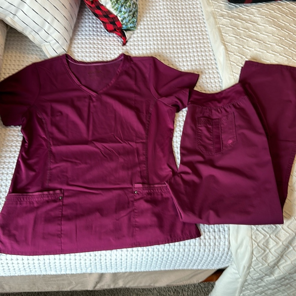 Healing Hands Scrub Set Large top and bottom